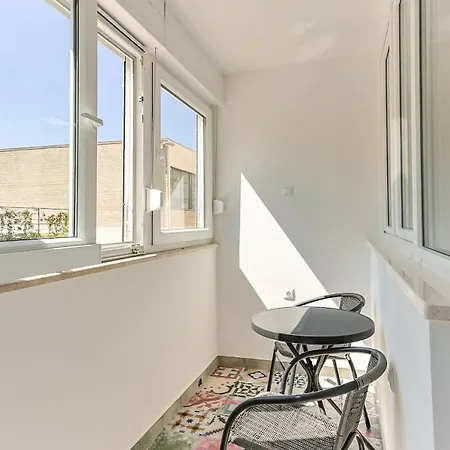 Kenova - Center Omis